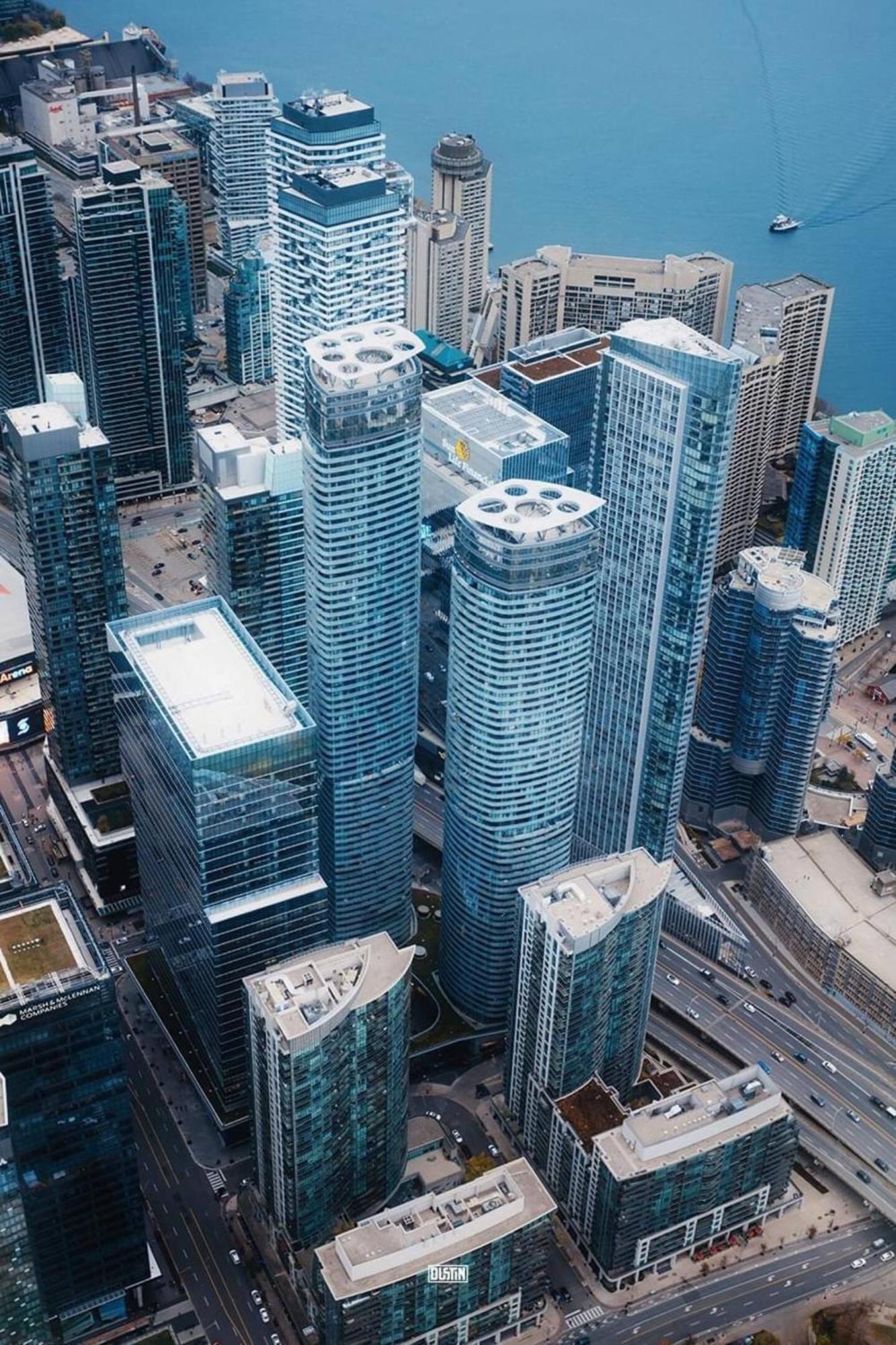 Grand Royal Suites Toronto Esterno foto