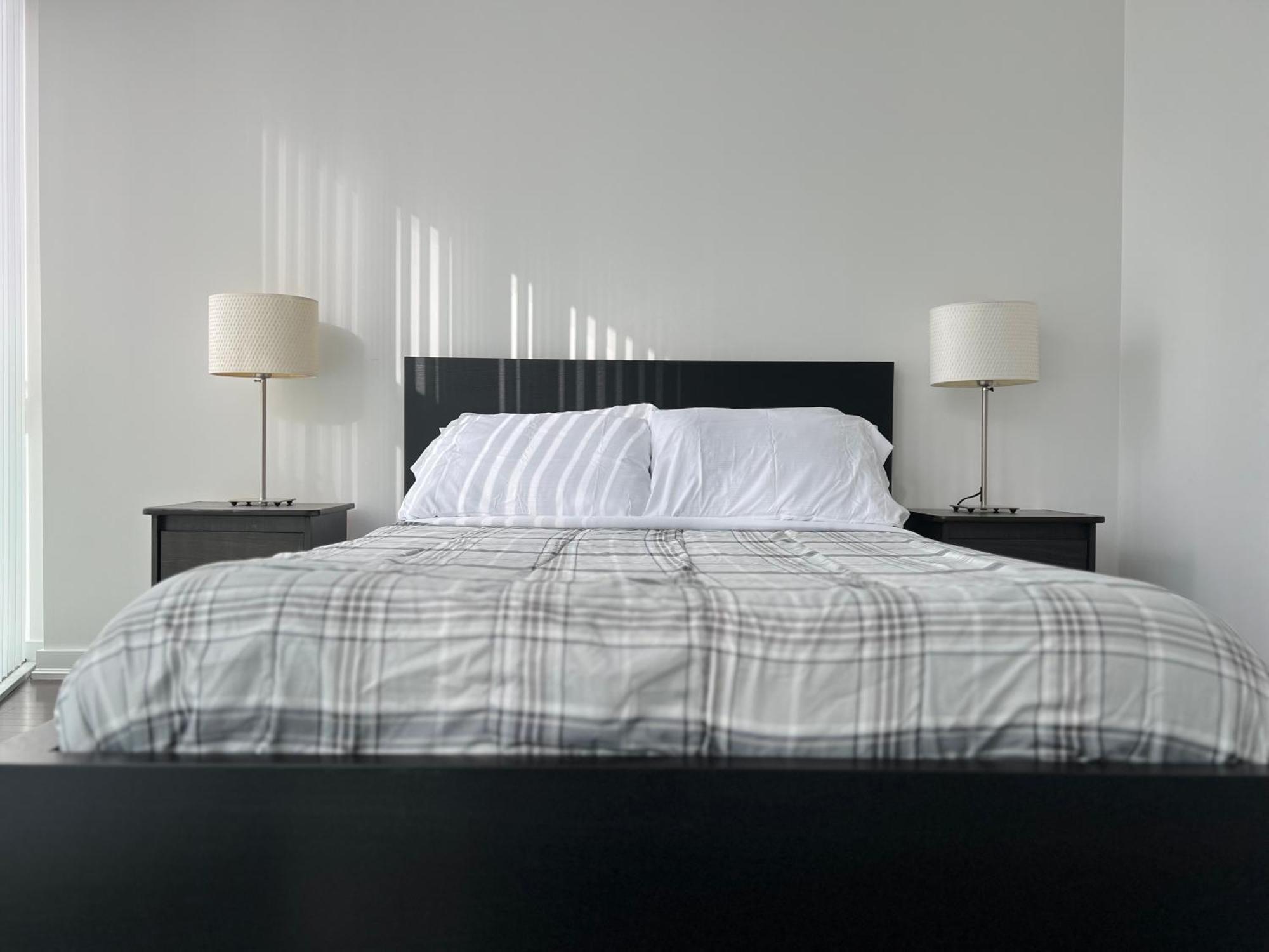 Grand Royal Suites Toronto Esterno foto