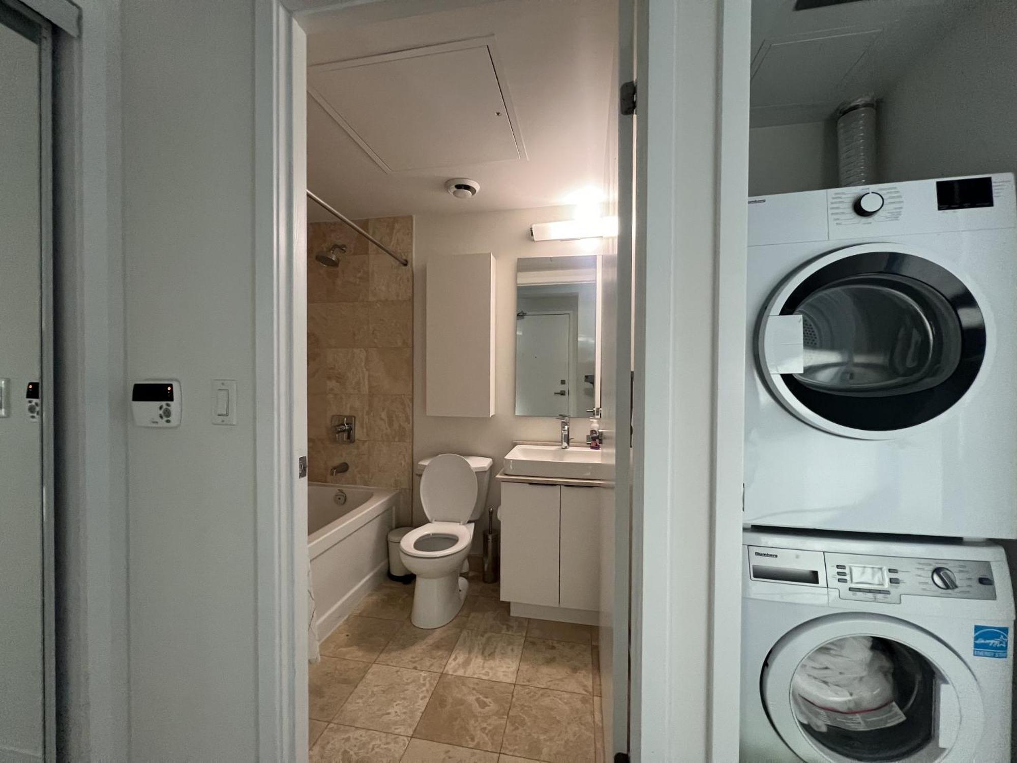 Grand Royal Suites Toronto Esterno foto