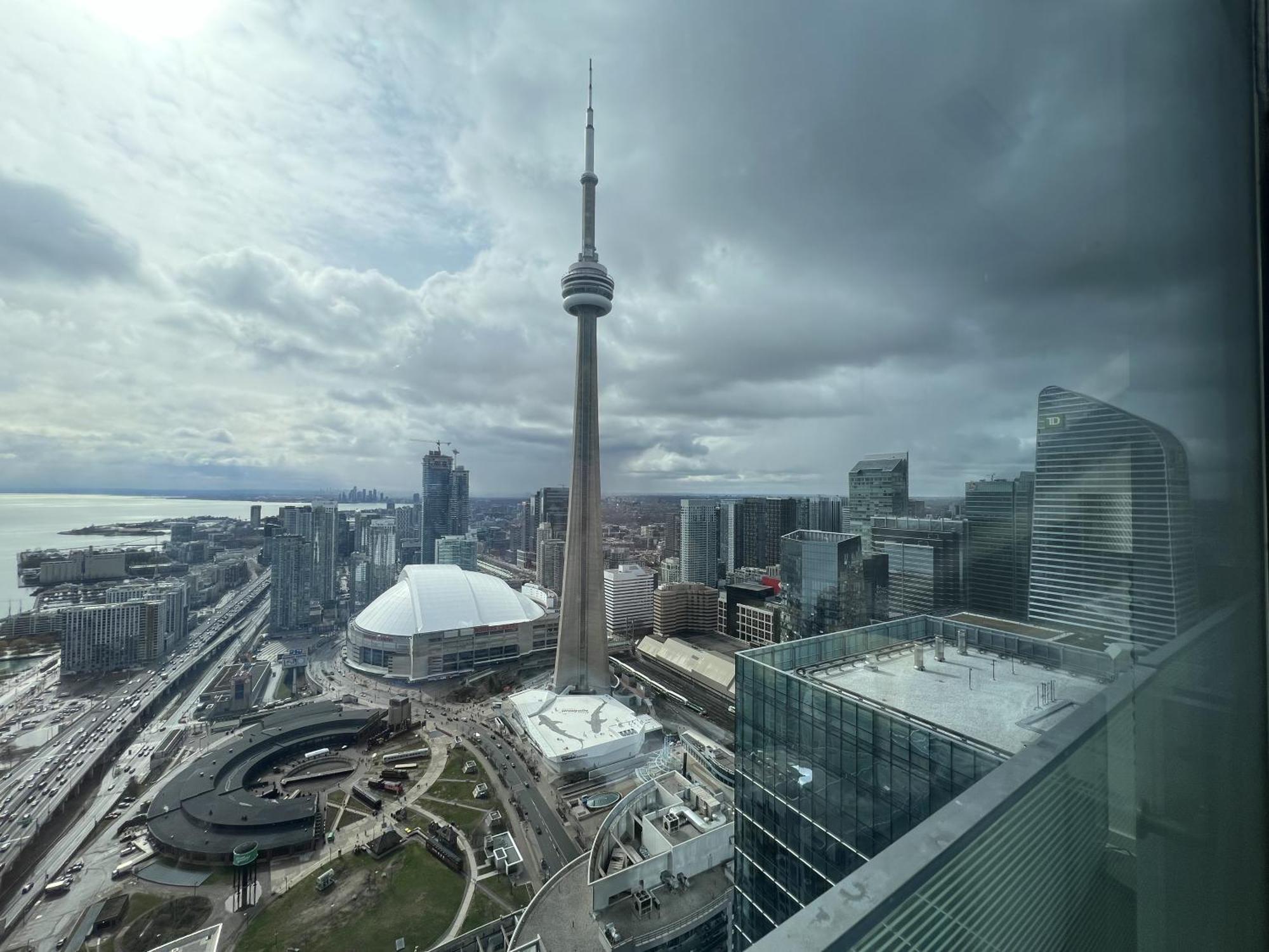 Grand Royal Suites Toronto Esterno foto